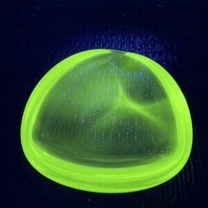 Vintage Clear Italian Small Trinket Dish Ashtray Triangular Manganese 365nm UV